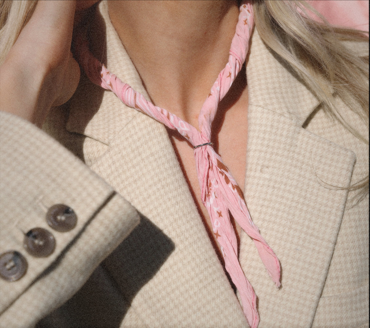 Distressed Bandana - Cloud Pink